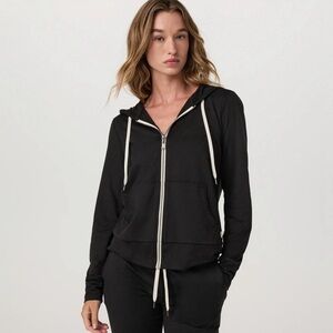 Vuori Women's Halo Performance Black Heather Hoodie with White Accents